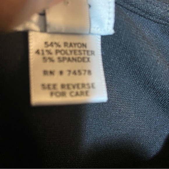 Cache Vintage Zip Closure Fit Black Dress With Wide Bell Black & White Sleeves. - Picture 6 of 7